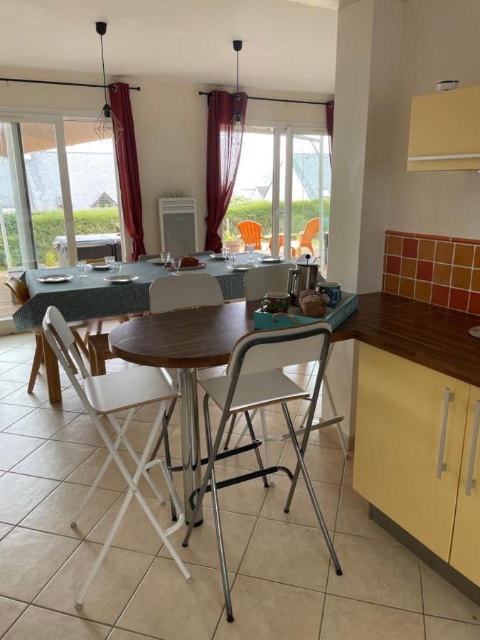 Spacieuse maison à Morgat avec vue sur la mer Crozon Exterior foto